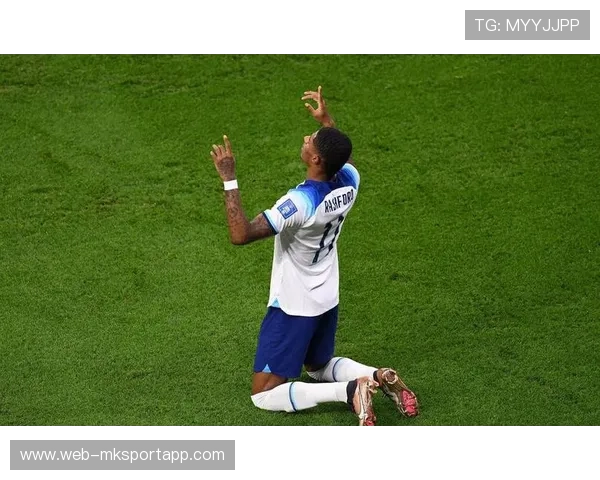 AC米兰考虑出售一名老将，豪门变革背后隐藏的战略新篇章